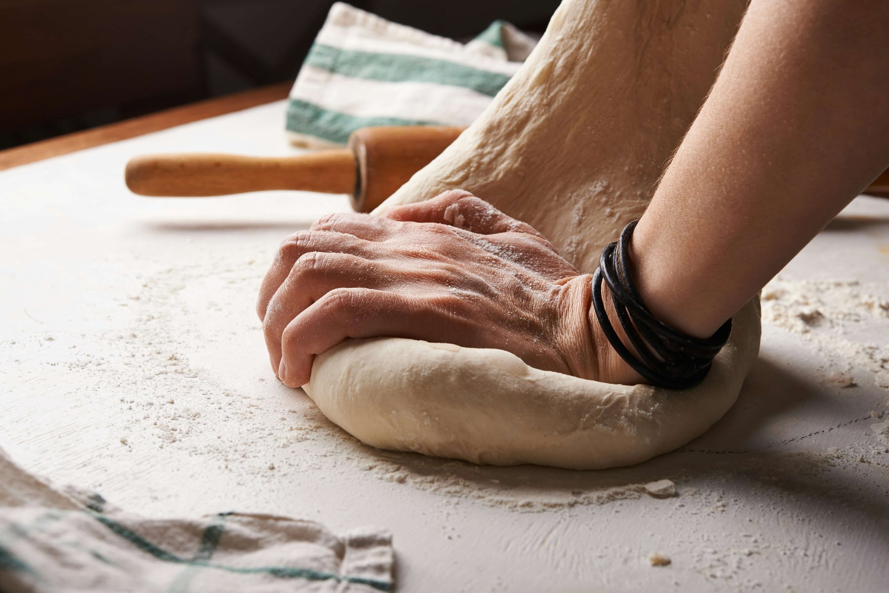 Best Pizza Flour, Top Flour Types for Neapolitan, Gluten Free and More